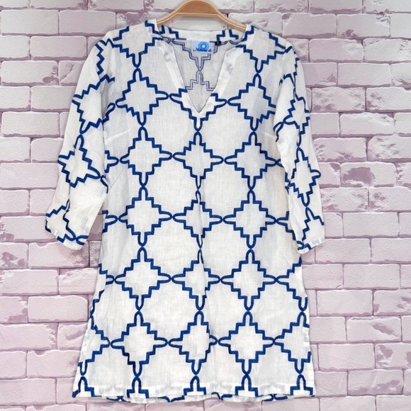 Mekema oh Tops - Mekema Oh Women's Linen Tunic Top Small White/ Embroidered Blue V-Neck